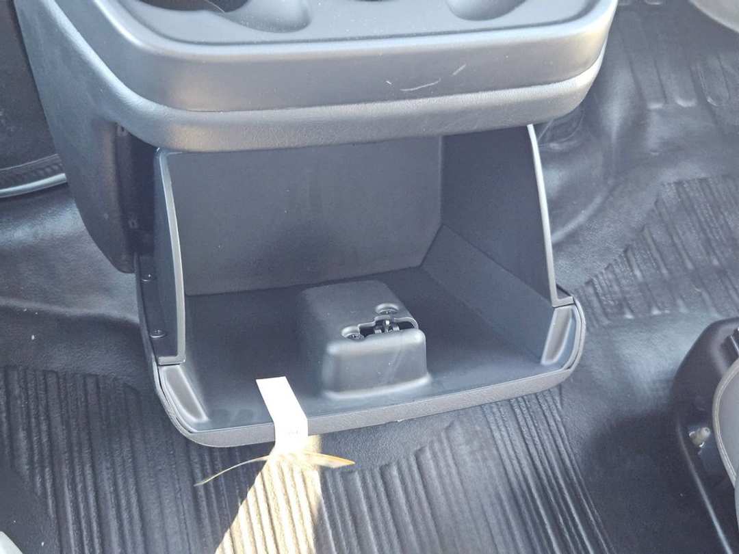 2025 Chevrolet Express 2500 Work - Image 26