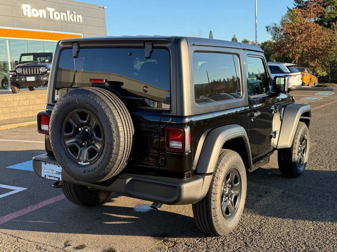 2026 Jeep Wrangler Sport - Image 8