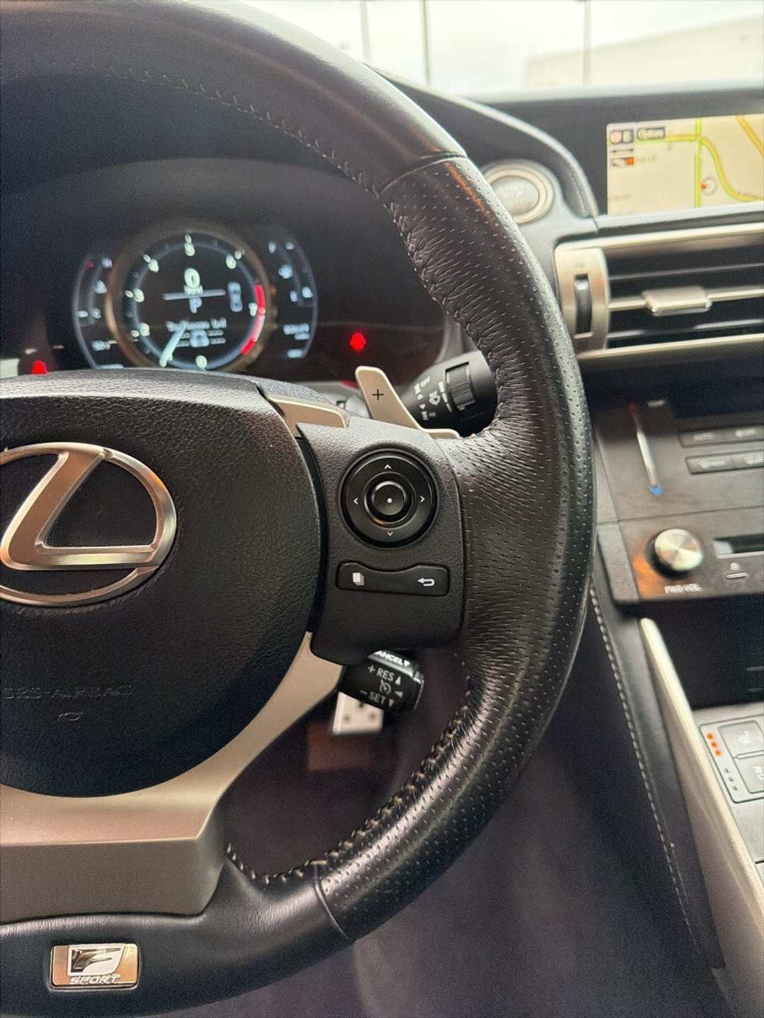 2015 Lexus Is 250 - Image 31