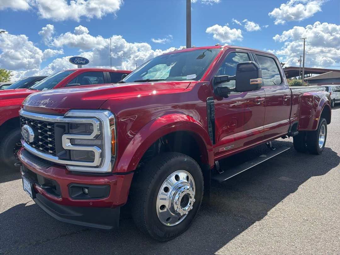 2026 Ford F-450Sd Platinum - Image 3