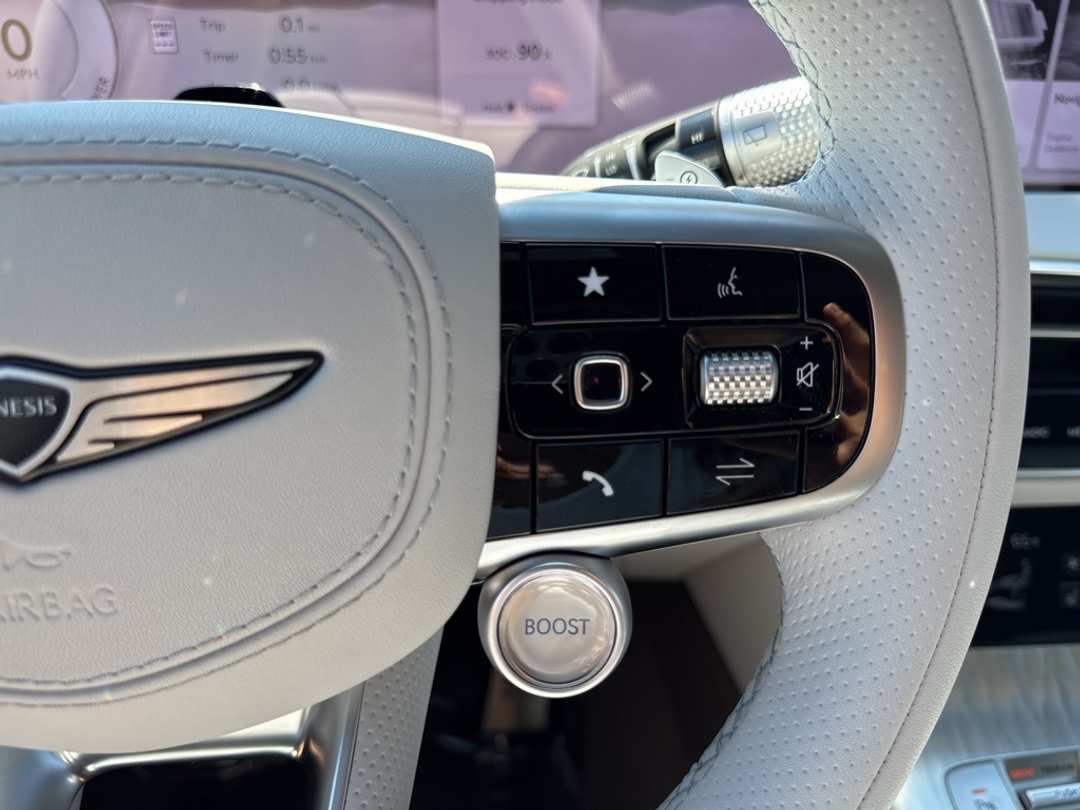 2026 Genesis Electrified Gv70 - Image 37