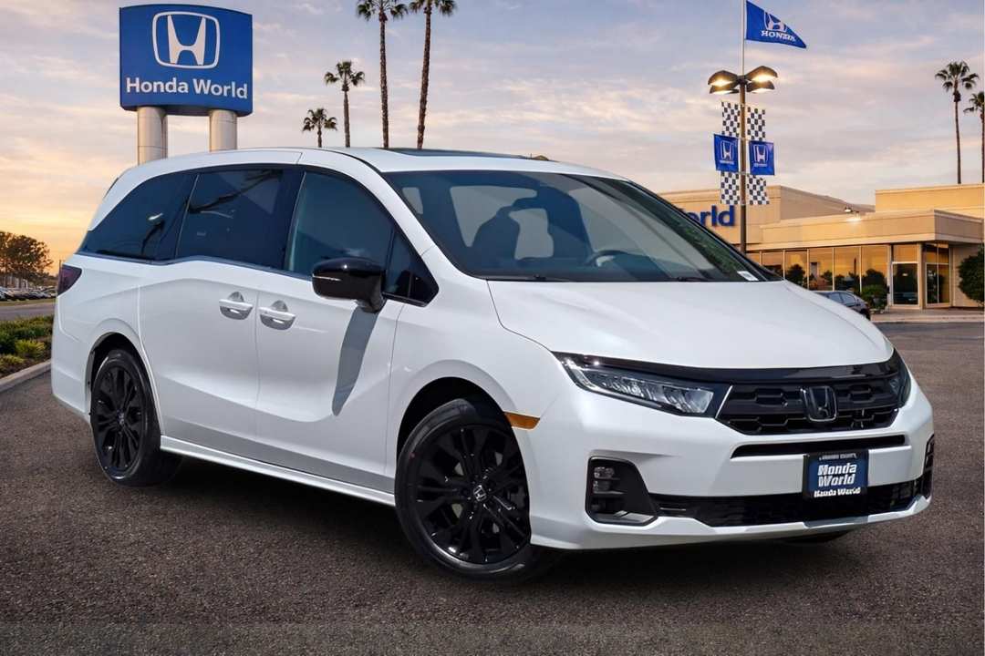 2026 Honda Odyssey SportL - Image 2