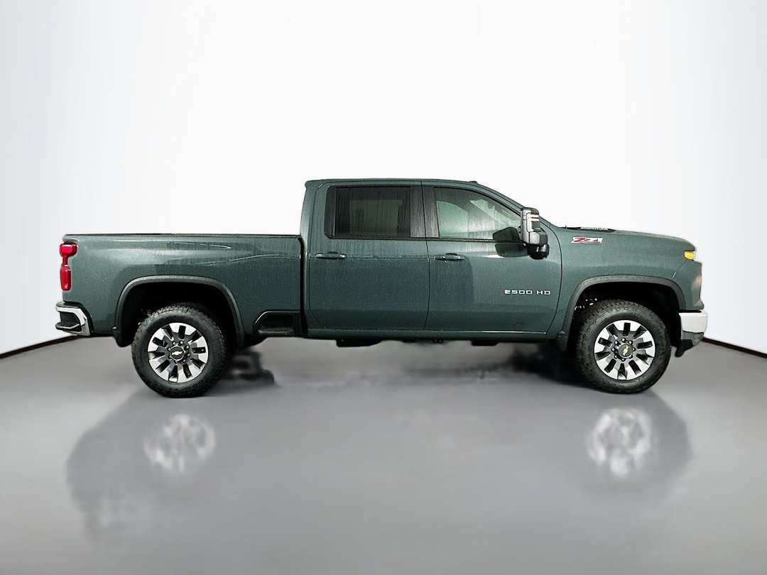 2025 Chevrolet Silverado 2500Hd LT - Image 9