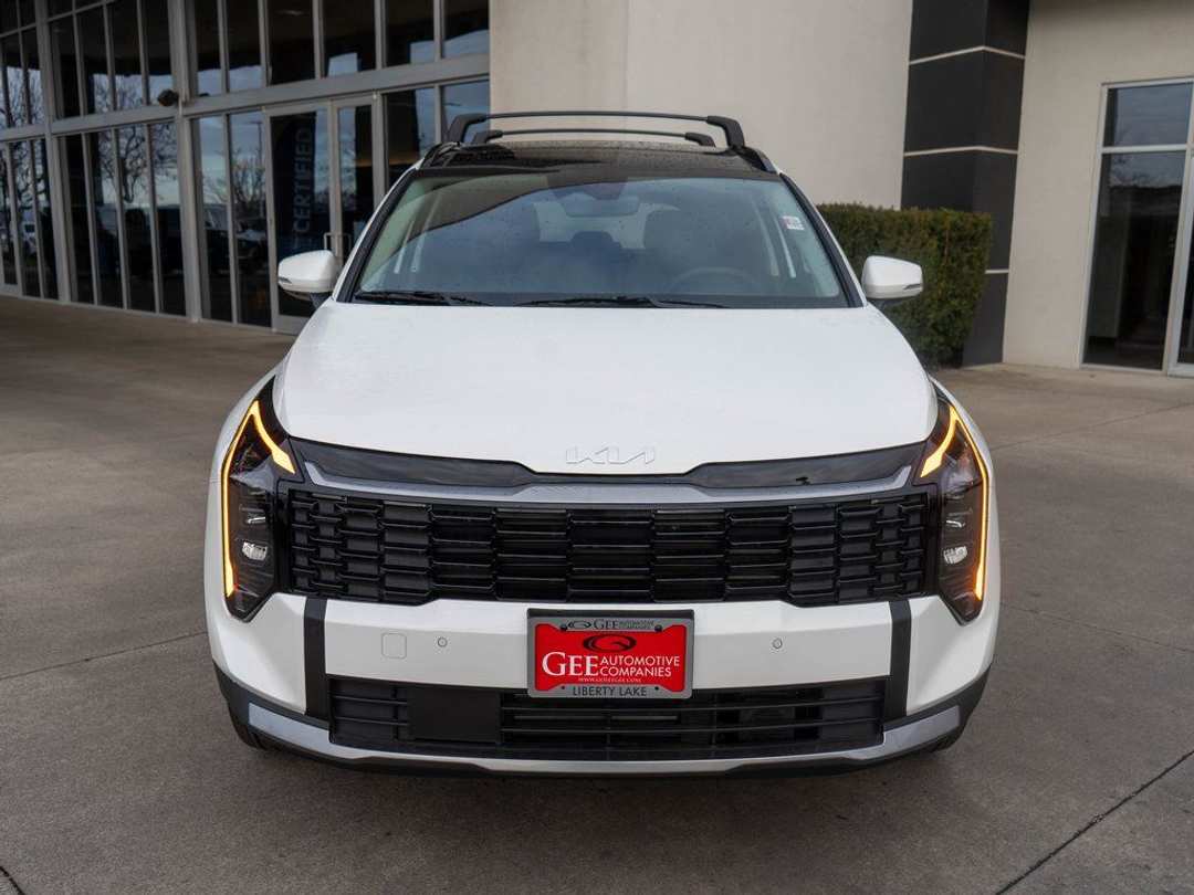 2026 Kia Sportage EX - Image 2