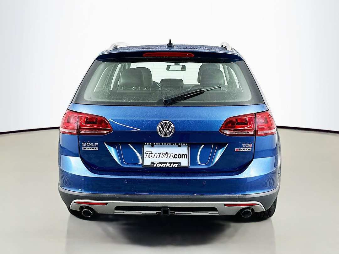2017 Volkswagen Golf Alltrack TSI S - Image 7