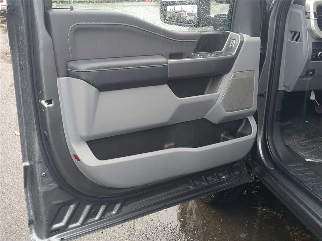 2026 Ford F-250Sd XLT - Image 9