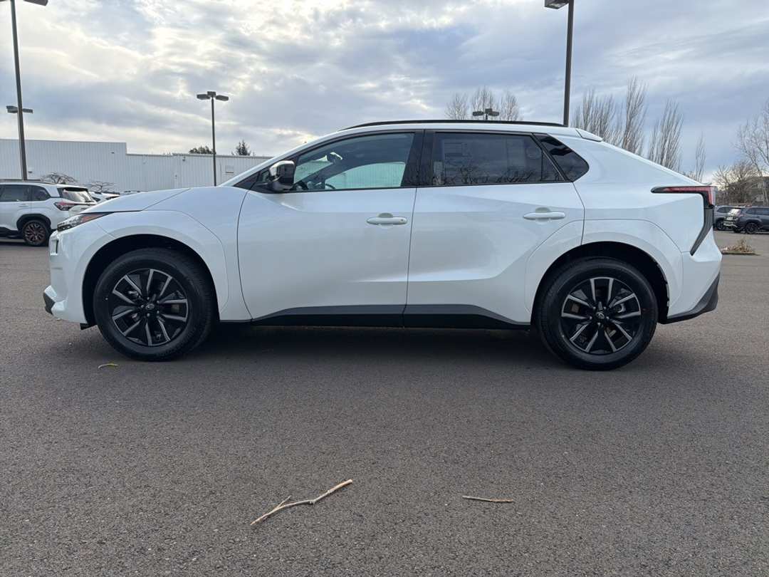 2026 Subaru Solterra Premium - Image 4