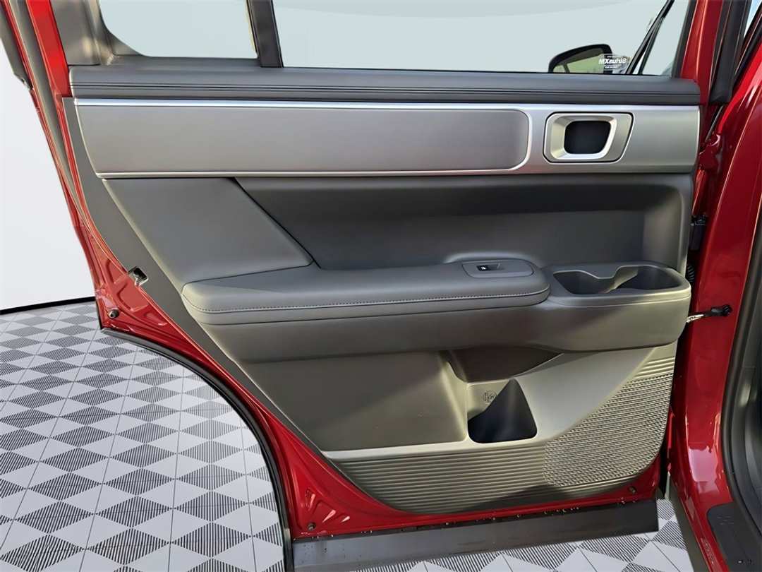 2026 Hyundai Santa Fe SEL - Image 28