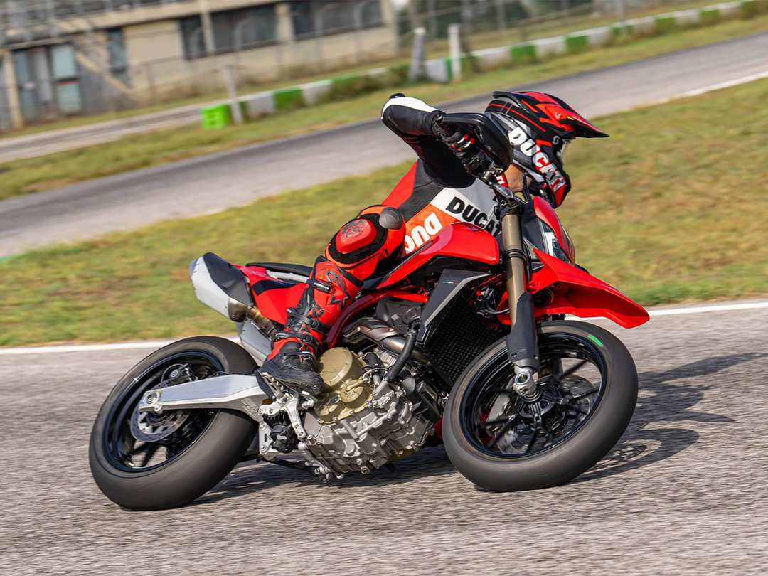 2024 Ducati Hypermotard 698 Mono - Image 19