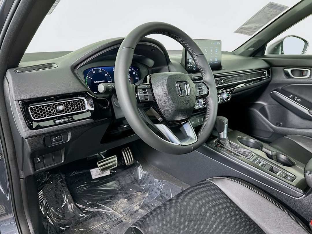 2026 Honda Civic Sport Touring - Image 9