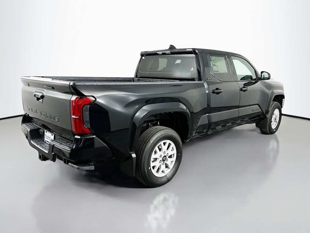 2026 Toyota Tacoma SR5 - Image 7
