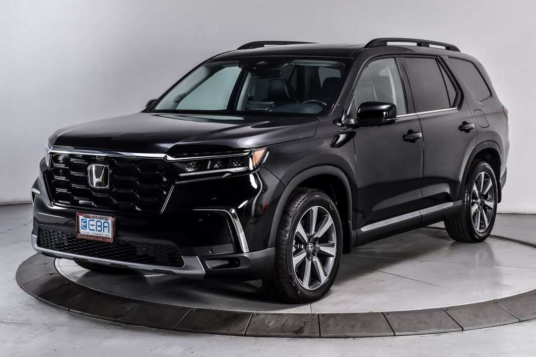 2025 Honda Pilot Elite - Image 3
