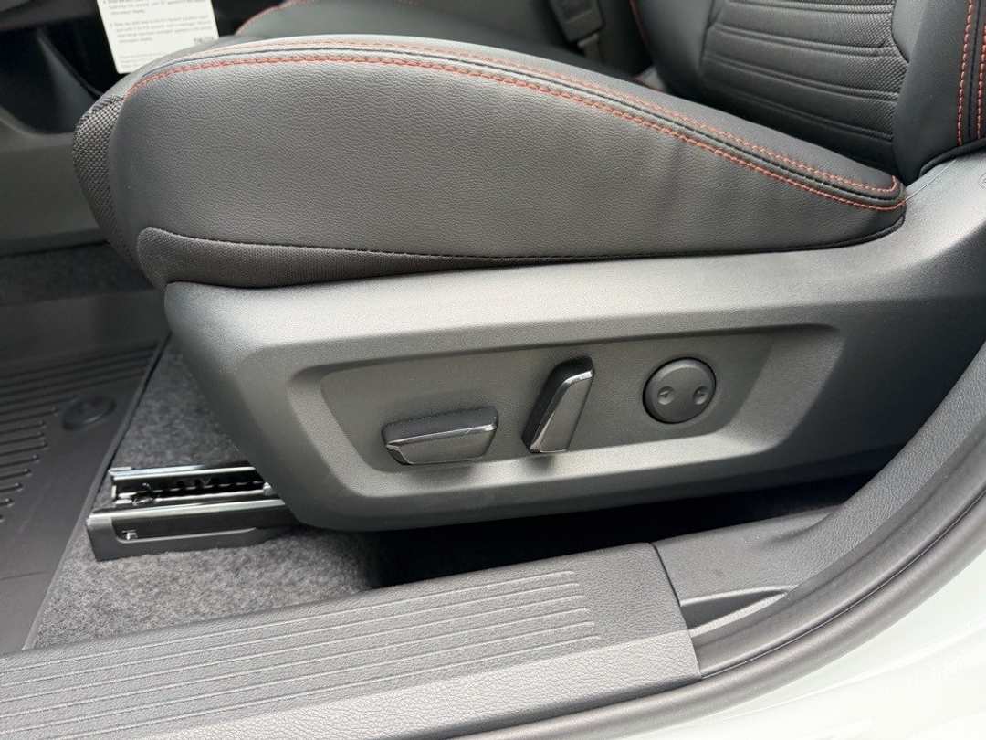 2026 Nissan Rogue Rock Creek - Image 13