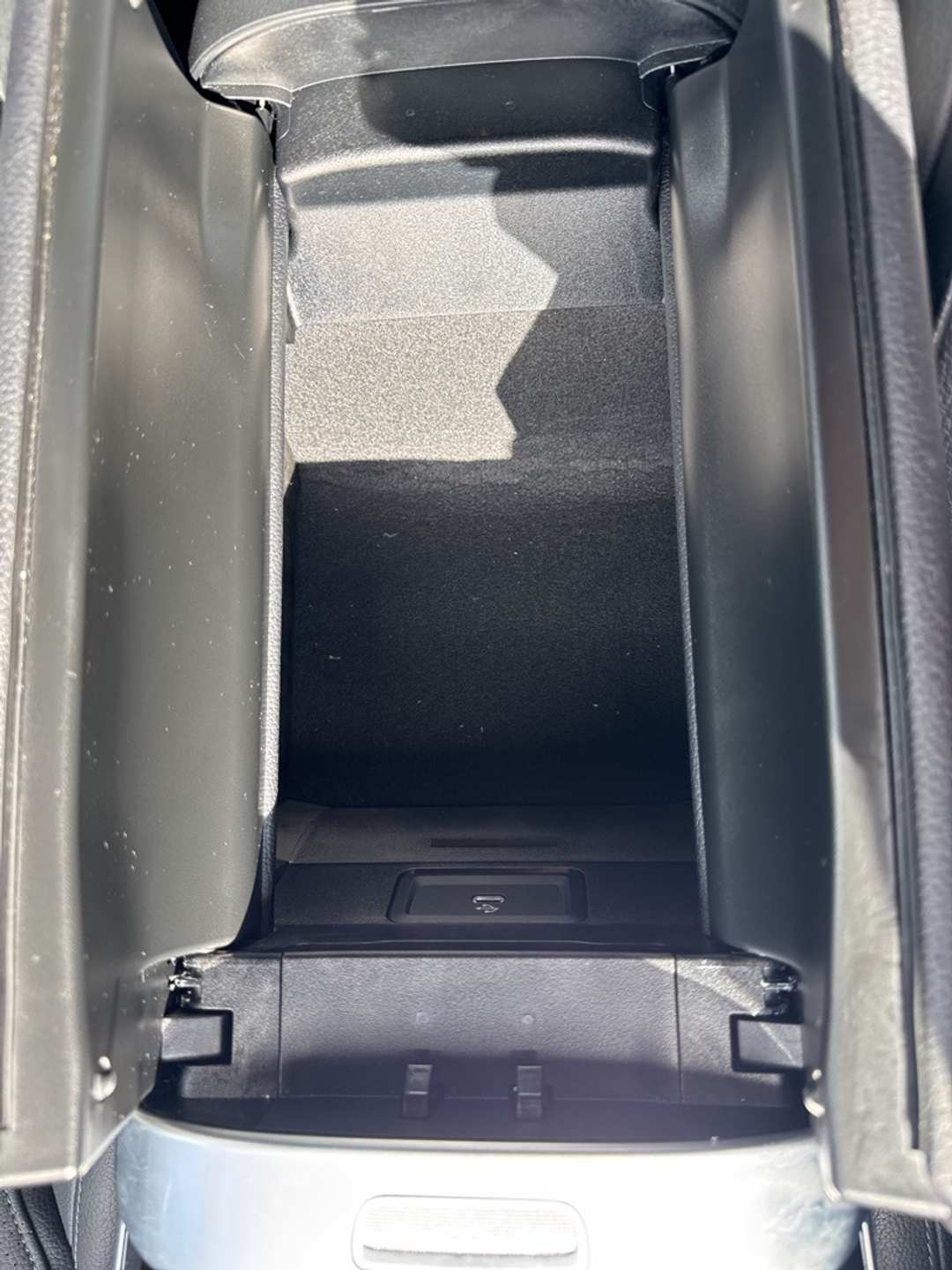 2025 Mercedes-Benz C-Class C 300 - Image 26