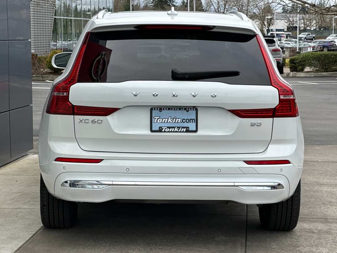 2023 Volvo Xc60 B5 Plus Bright Theme - Image 4