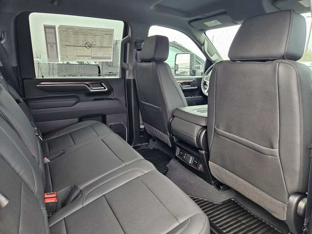 2026 Chevrolet Silverado 3500Hd LT - Image 40