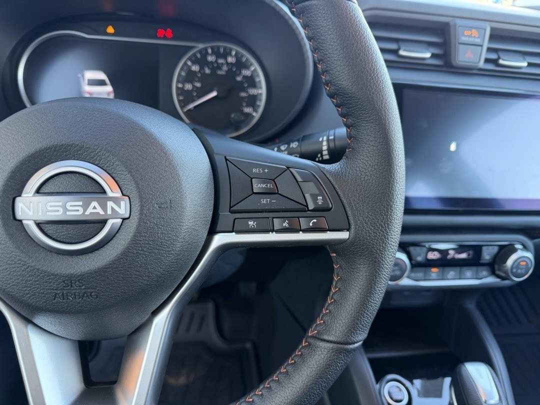 2025 Nissan Versa 1.6 SR - Image 18