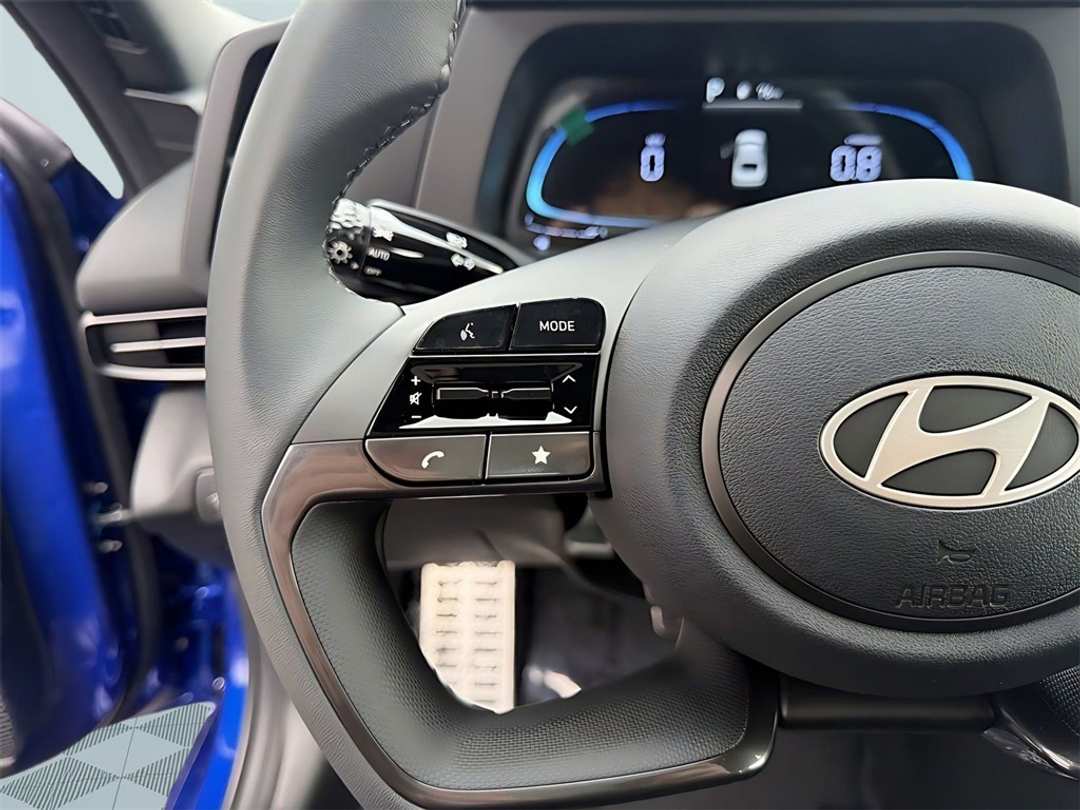 2026 Hyundai Elantra SEL Sport - Image 15