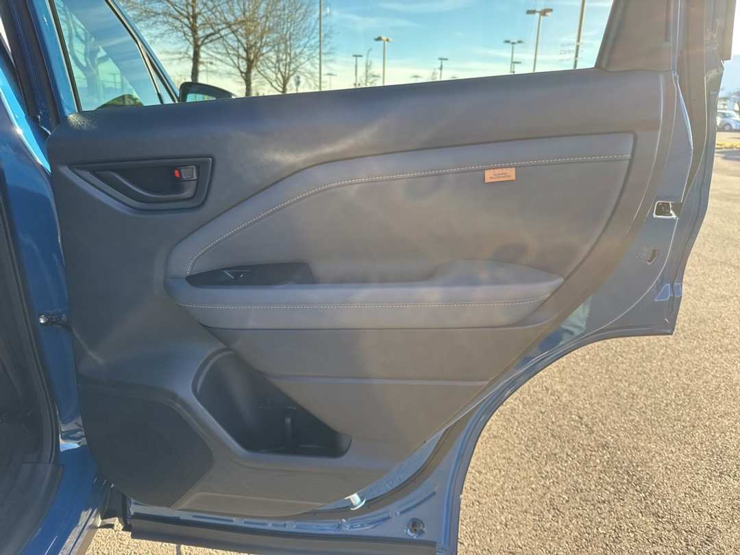 2026 Subaru Forester Wilderness - Image 21
