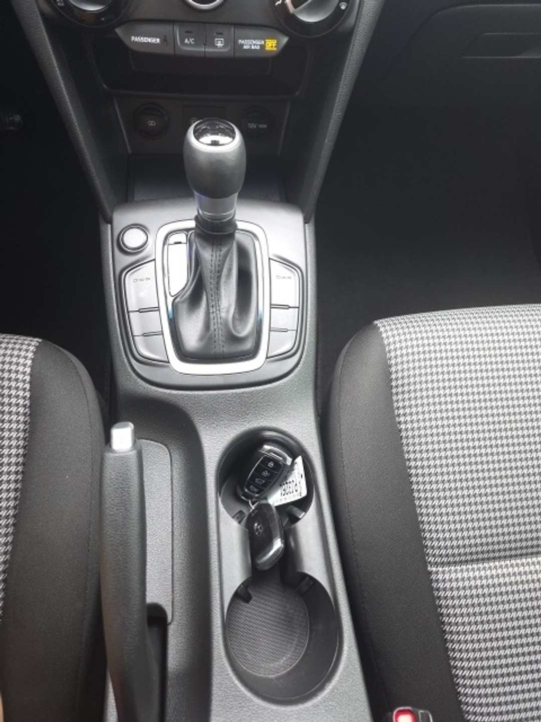 2021 Hyundai Kona SEL - Image 19