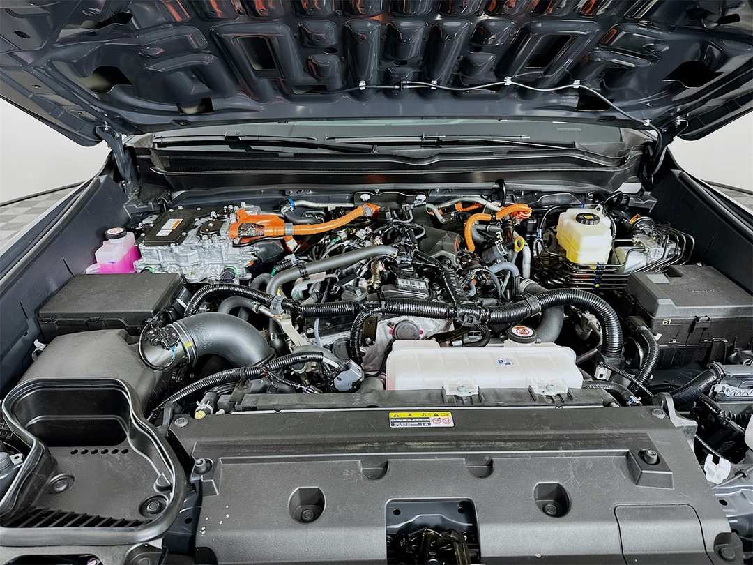 2025 Toyota Tacoma TRD Off Road - Image 31