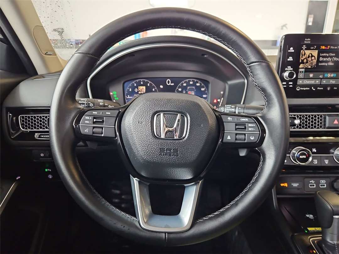 2024 Honda Civic Touring - Image 14