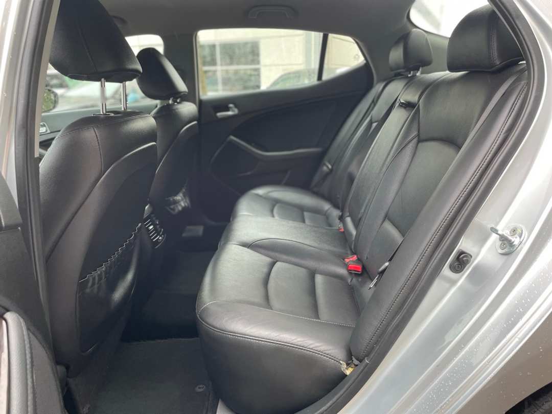 2015 Kia Optima EX - Image 22