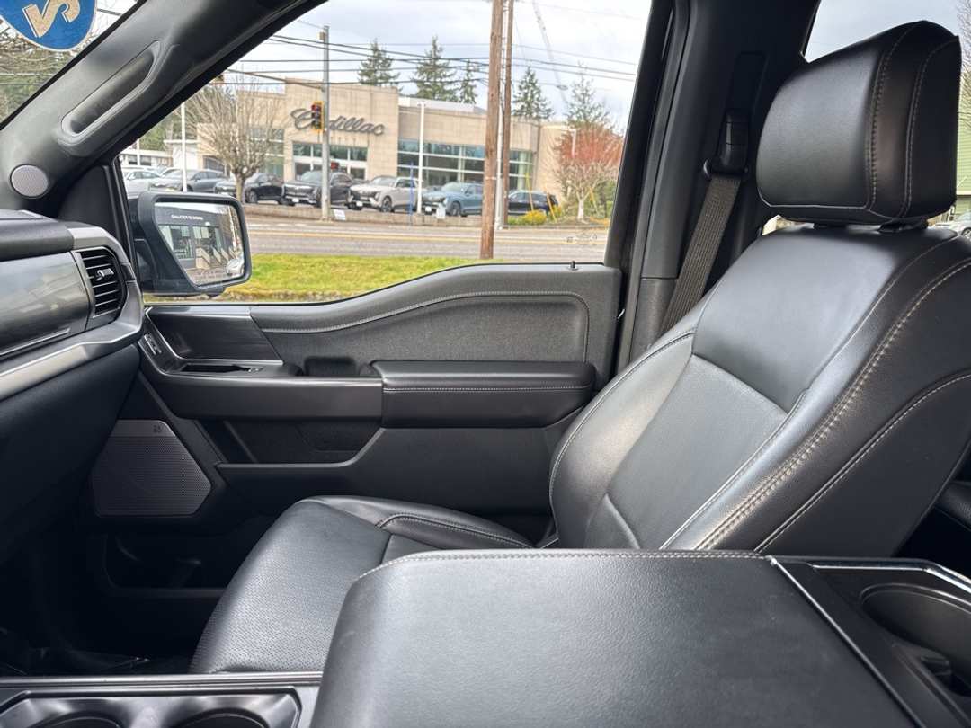 2025 Ford F-150 Lariat - Image 33