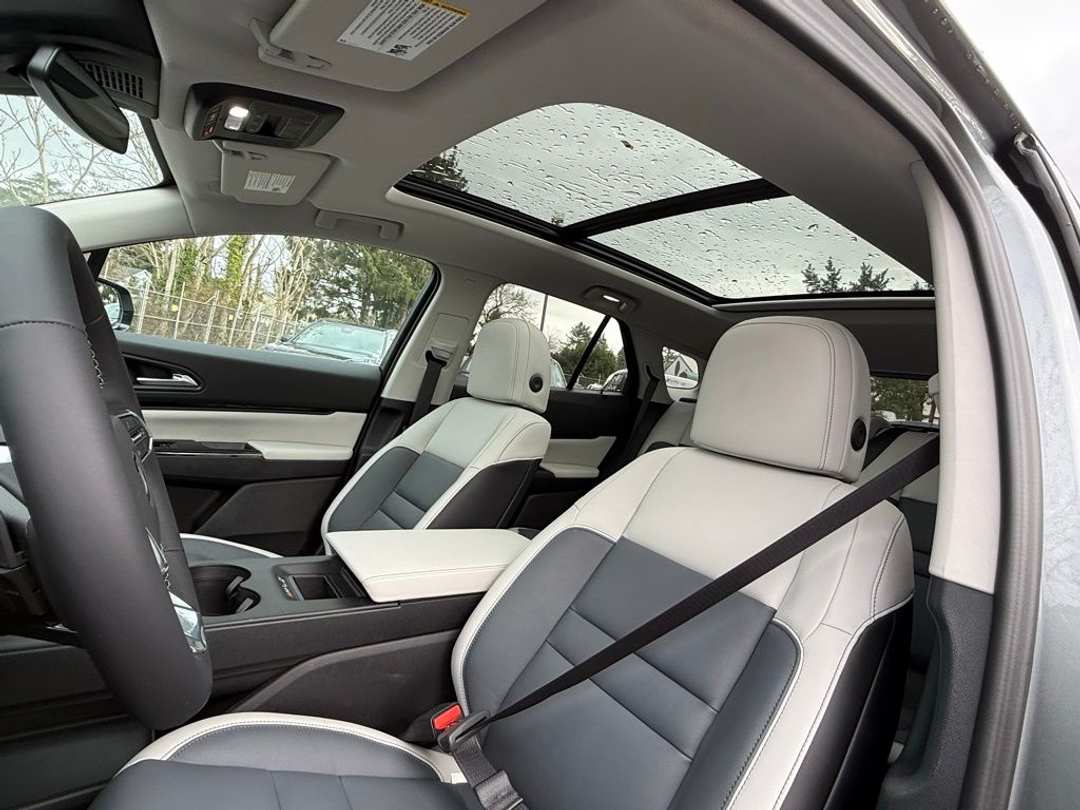 2025 Honda Prologue Touring - Image 30