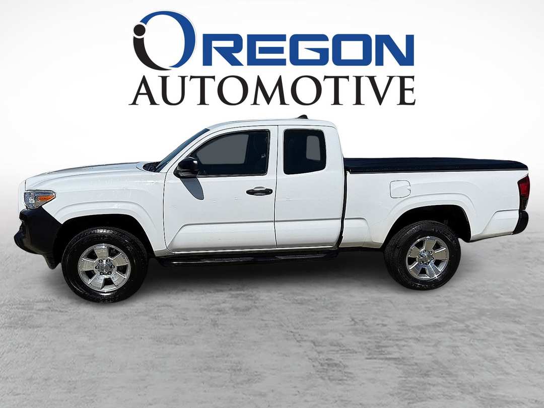 2018 Toyota Tacoma Access SR5 6 FT - Image 2