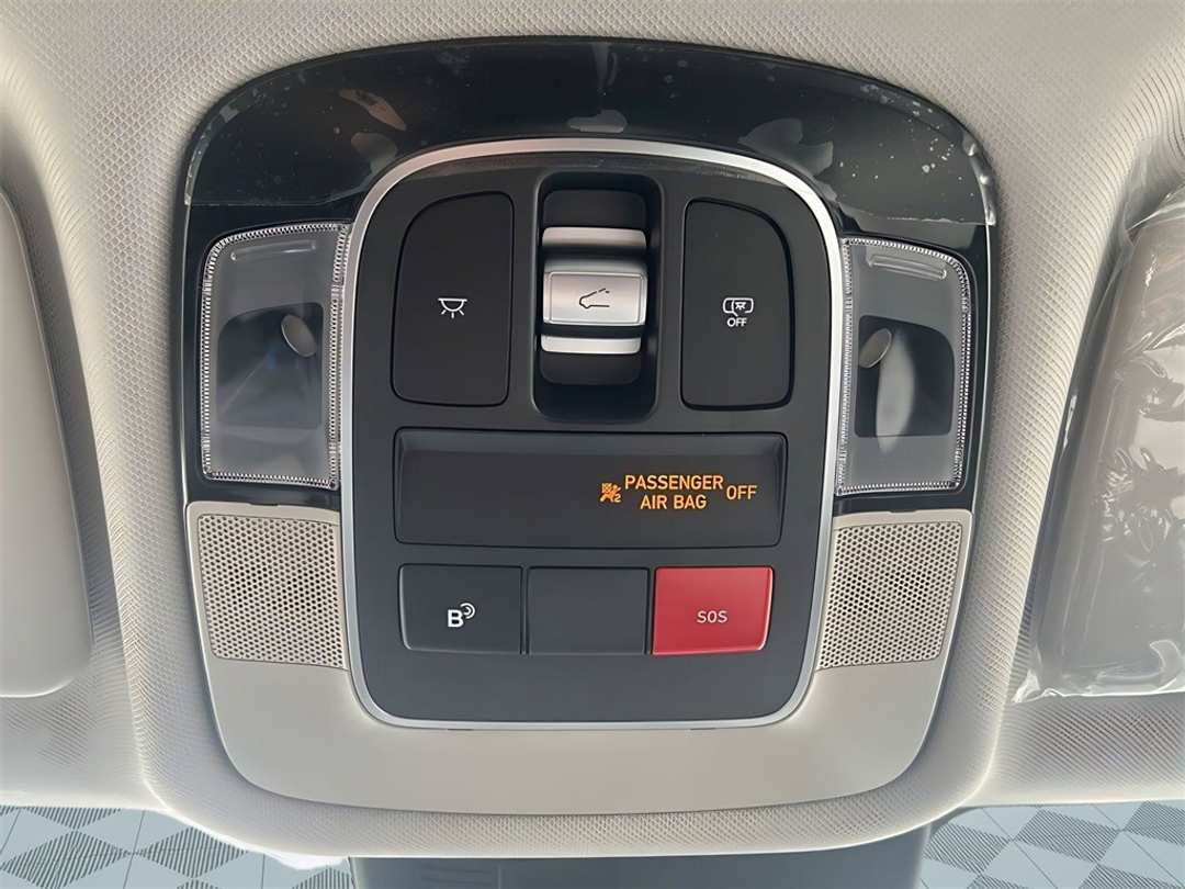 2026 Hyundai Tucson Limited - Image 18