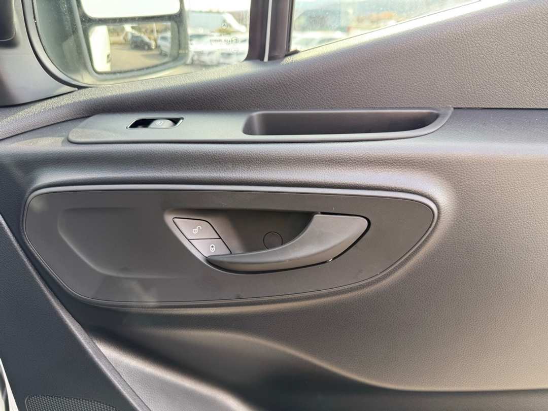 2024 Mercedes-Benz Sprinter 3500 Cargo 170 WB - Image 19