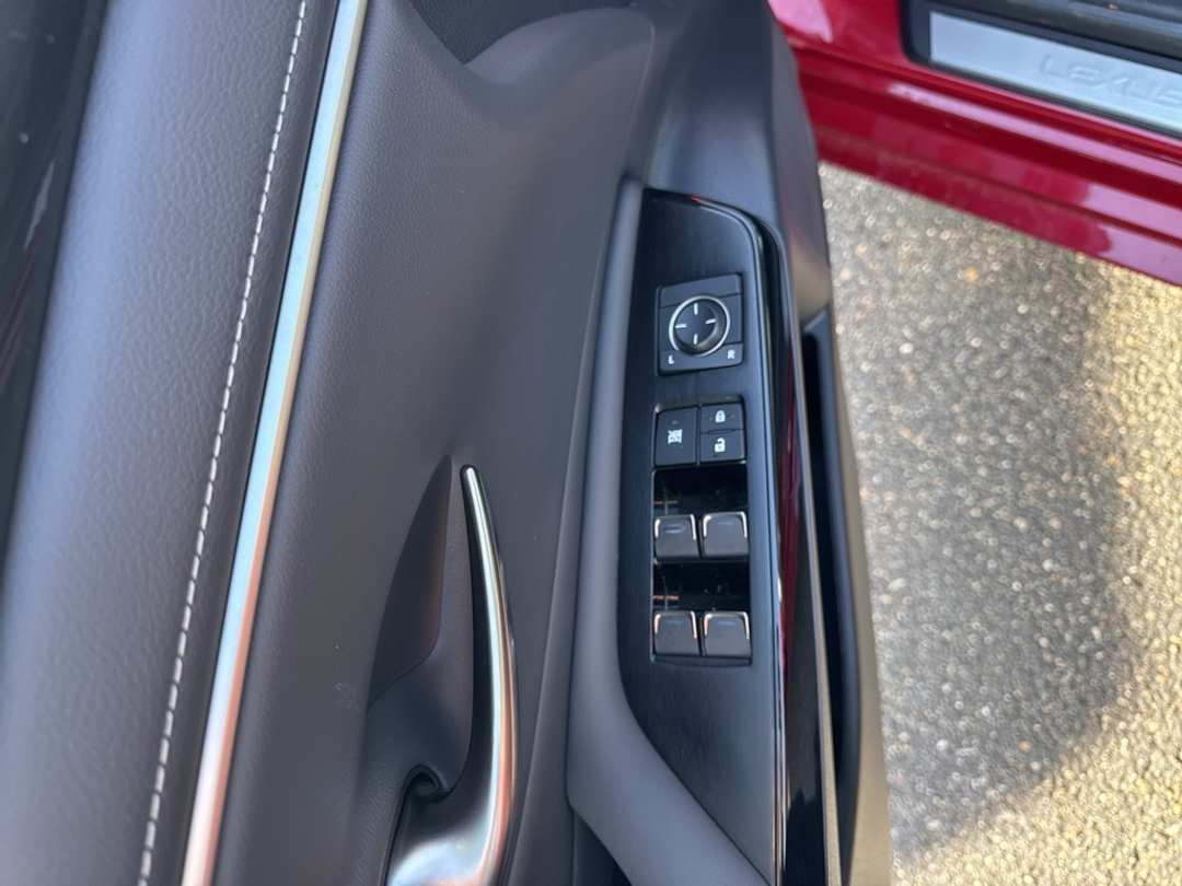 2024 Lexus Es 350 - Image 14