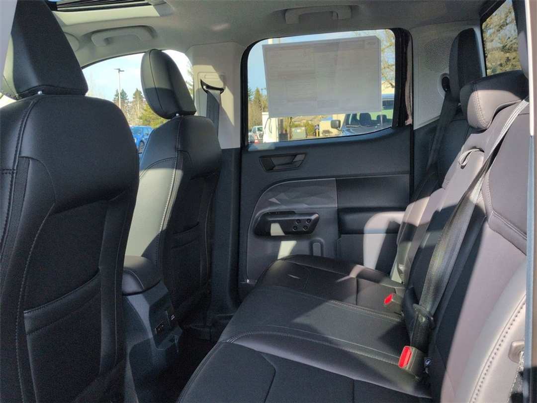 2026 Ford Maverick Lariat - Image 25