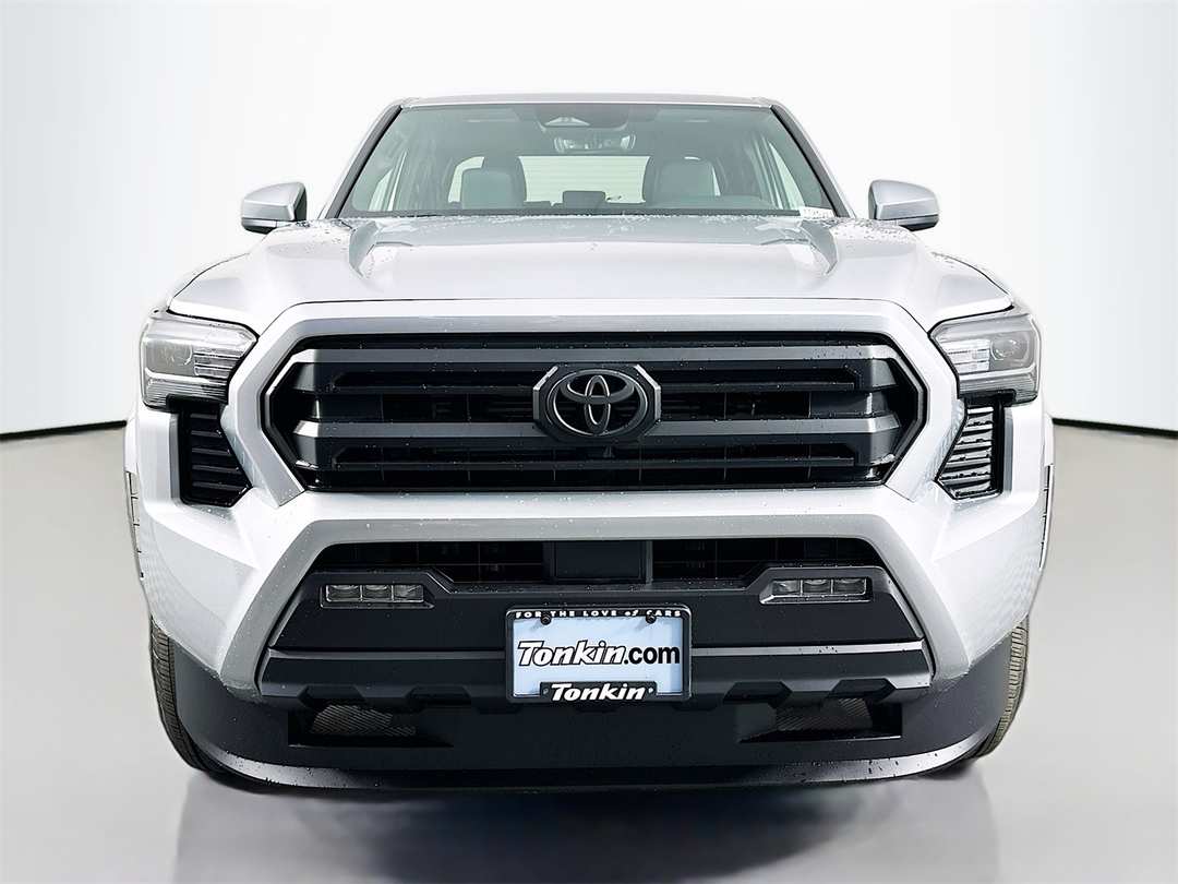 2025 Toyota Tacoma SR5 - Image 2