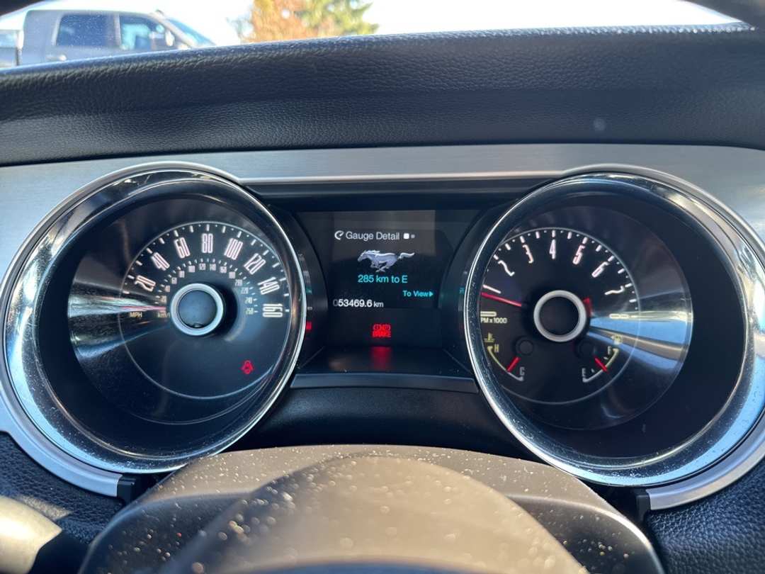 2014 Ford Mustang GT - Image 19