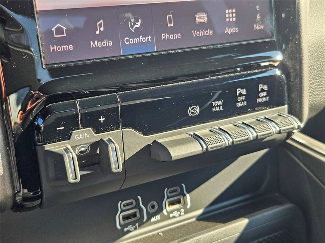 2026 Ram 3500 Big Horn - Image 24