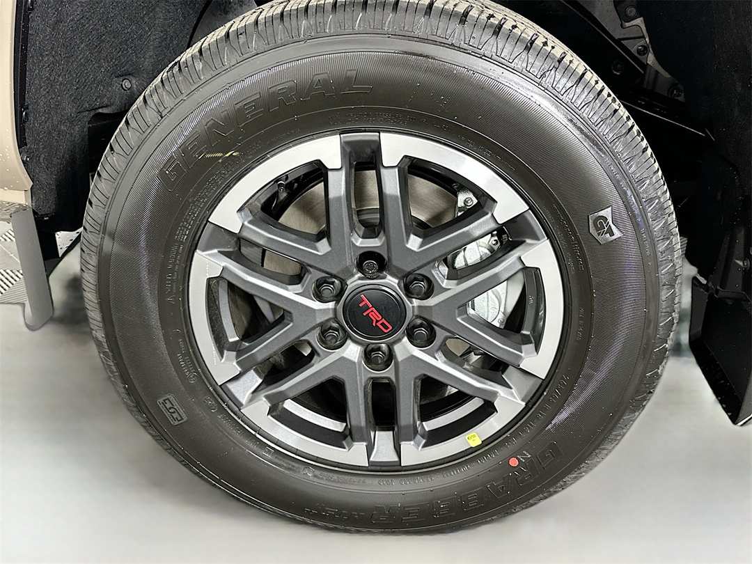 2026 Toyota Tacoma TRD Sport - Image 29