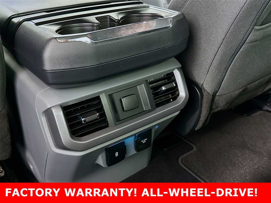 2023 Ford F-150 Lightning XLT - Image 29