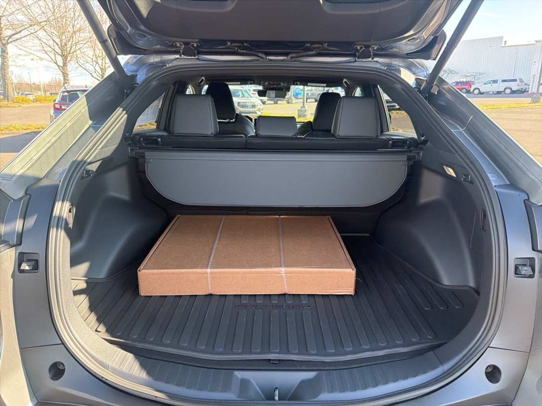 2026 Subaru Solterra Premium - Image 19