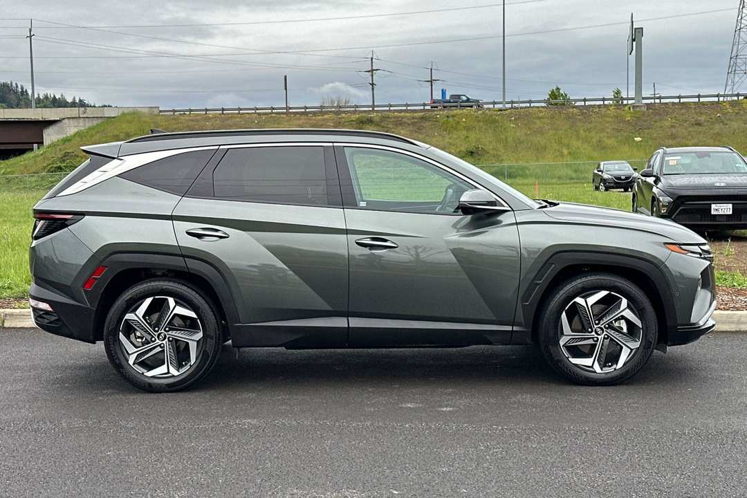 2023 Hyundai Tucson Limited - Image 2