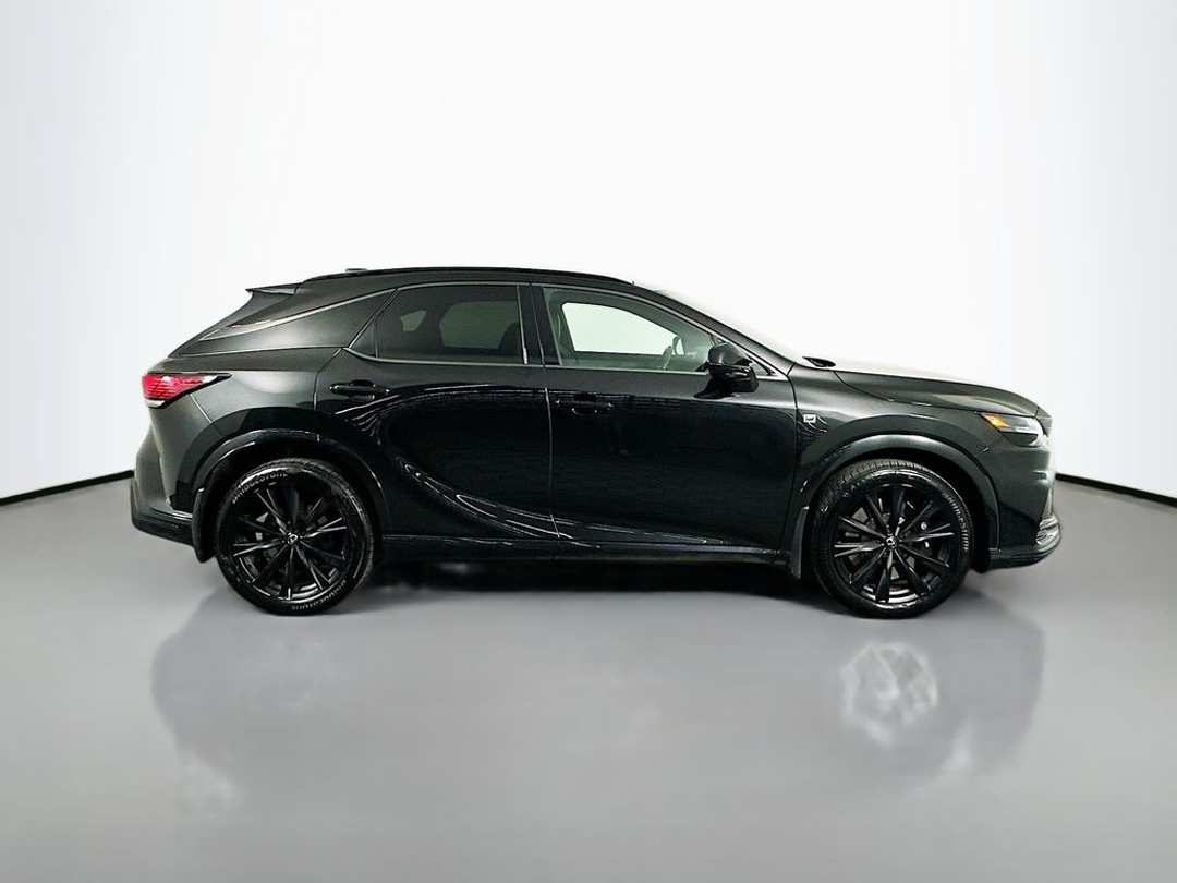 2024 Lexus RX 500h F SPORT Performance - Image 9