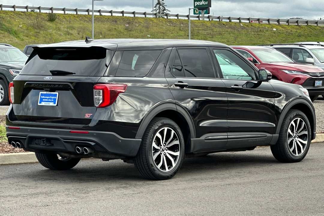 2021 Ford Explorer ST - Image 3