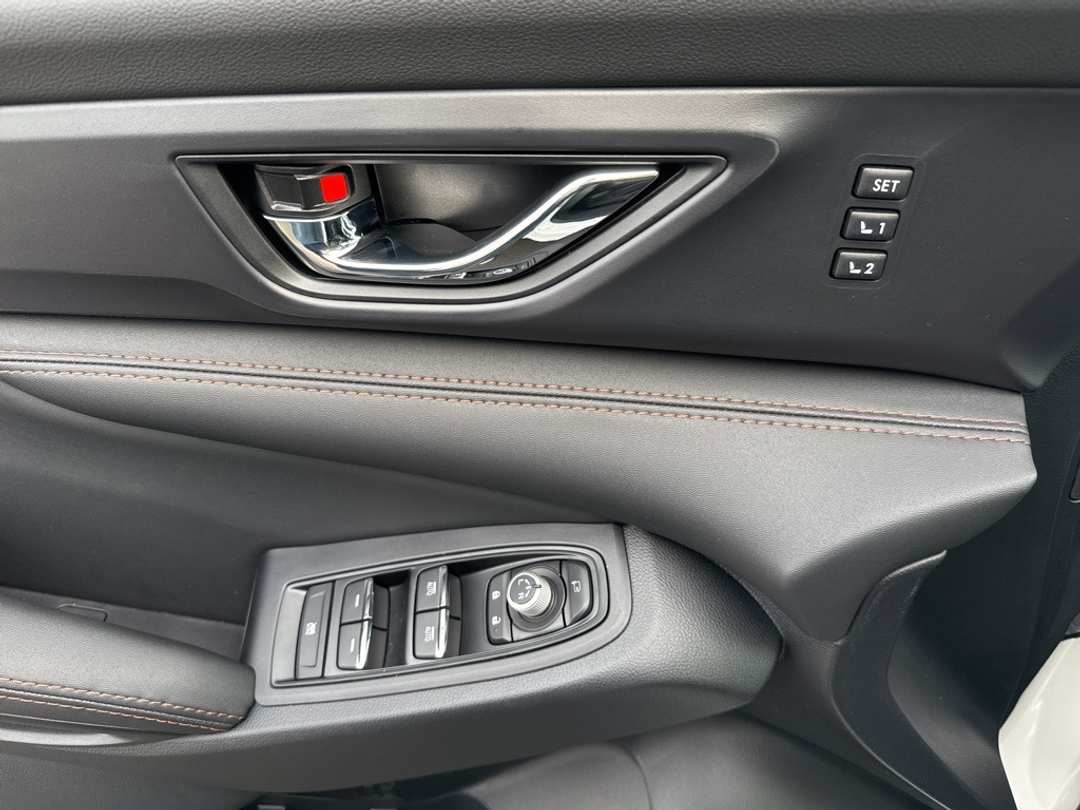 2026 Subaru Ascent Limited Bronze Edition - Image 13