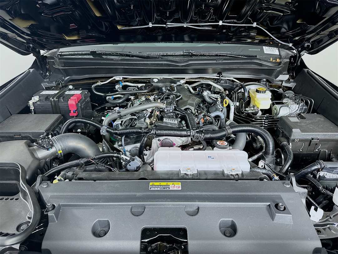 2025 Toyota Tacoma TRD Sport - Image 29