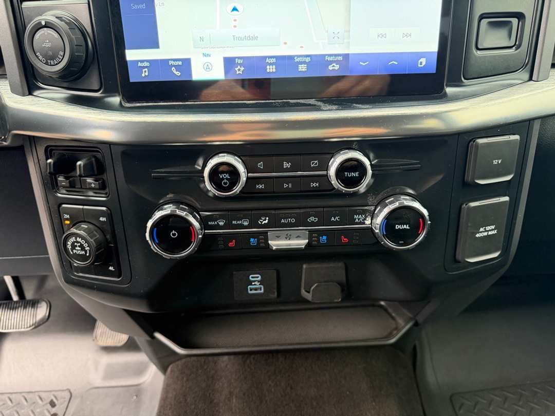 2022 Ford F-150 Lariat - Image 26