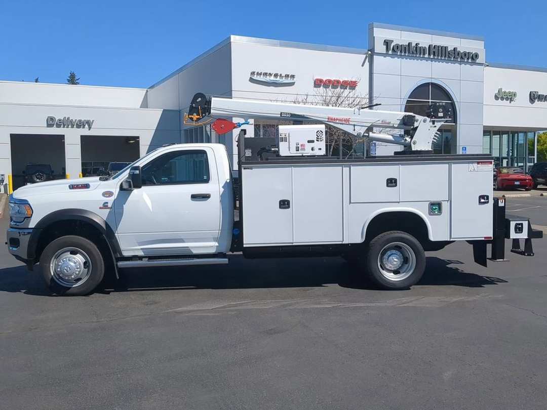 2024 Ram 5500Hd Tradesman - Image 2