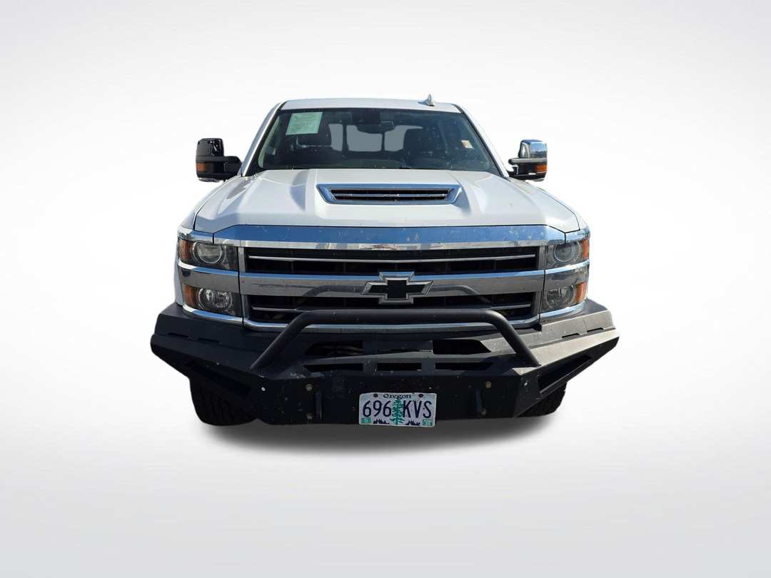 2018 Chevrolet Silverado 3500Hd High Country - Image 3