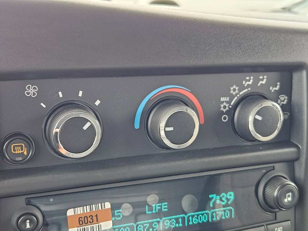 2025 Chevrolet Express 2500 Work - Image 22