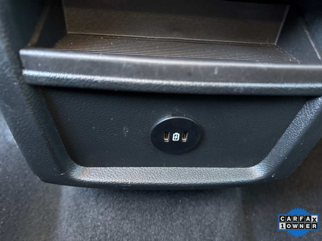 2024 Ford Edge SEL - Image 40